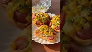 💚 Green Onion & Corn Sausage Bun Hack 💚 (recipe in description & caption)
