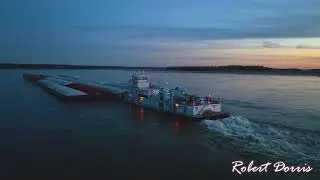 M/V Joe B Wyatt Towboat Southbound