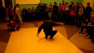 Break Dance (Village 360)