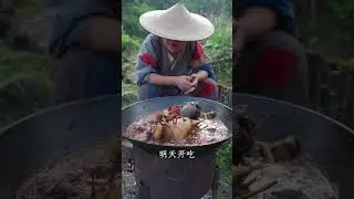 Chinese Forest Life With Delicious Food, Amazing Man Cooking, ASMR Chinese Spicy Food Challenge