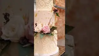 Сборка свадебного торта шаг за шагом | Как сделать | Sweet Kate Bake