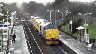 DRS 37425 & 37688 on the 6Z42 snow train