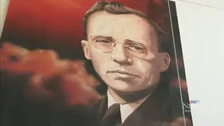 Saskatchewan art gallery hopes to find artist of pristine Tommy Douglas mural