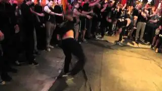 Mosh or die (1)