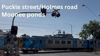 Puckle street level crossing tour 
