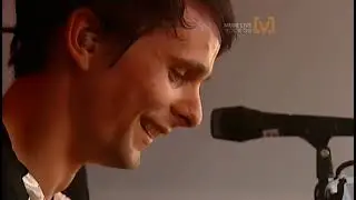 Butterflies & Hurricanes - Muse (BDO 2004) upscaled 1080p