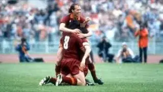 Paulo Roberto Falc&atilde;o vs Juventus. 1983 Serie A. All touches & actions
