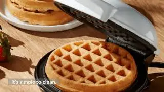 The Best Waffle Maker With Removable Plates On Amazon (2021)