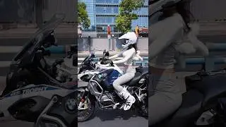 You Won&rsquo;t Believe How Easily She Handles the BMW R1250GSA 😱💕#bmwgs #r1250gsa #motorbike #motovlogger