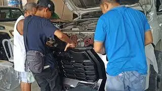 TOYOTA HILUX CONQUEST, our second unit na kakabitan ng    THUNDRA FACE BODYKIT