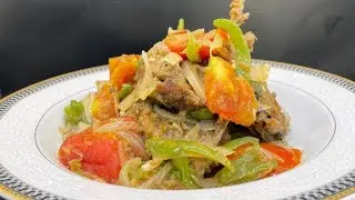 Serpent saut&eacute; aux oignons