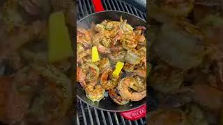 Pan seared lemon butter prawns #shorts #viral #food #cooking #recipe #foodie