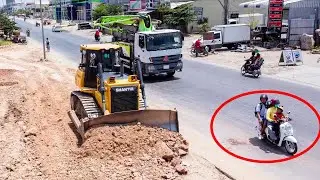 Wow The best Technique skill Operator Stronger Dozer SHANTUi DH17B2 Pushing SOilRock & 10wheel Truck
