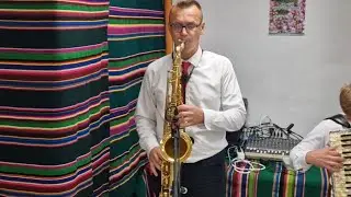 Wielkie brawa dla saksofonisty Marcina za ten wykon!