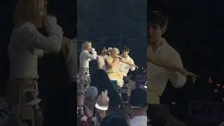 #bsthydepark #hydepark #bsthydeparkstraykids #hydepark #london #straykids #straykidsinlondon #domino