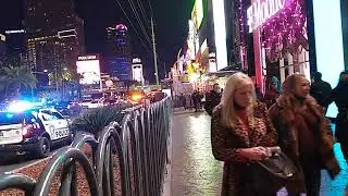 LAS VEGAS STRIP, SATURDAY NIGHT LIVE JANUARY 1, 2022, 6:30 PM - LoneWulfRick@gmail.com