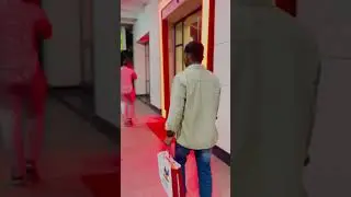 Connaught Place 🫶 #Shorts #firstvlogvideo #howtoincreaseviews #myfirstvlogviral #ijaypreneur