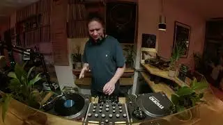 mono&bull;radio | Music is ... Timeless w/ Valentix (Classic Drum'n'Bass, Ambient & Intelligent D'n'B)