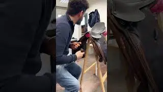 Stitching horse saddle panels #bernardilab_sellaio #horse