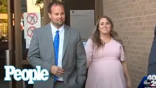 Josh Duggar Leaves Court w/ Pregnant Wife After Push to Dismiss His Child Porn Case Fails  | PEOPLE