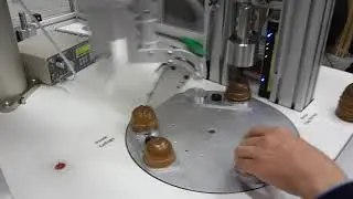 ROBOCOL : machine sp&eacute;ciale sur-mesure #pickandplace#dosagedecolle#sertissage
