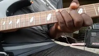 How to EASILY improvise/ play lead on the guitar LESSON 1