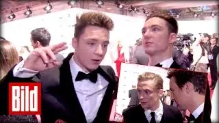 Die Lochis und Matthias Schweighöfer machen Mannequin Challenge beim Bambi