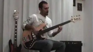 BaCH JB-04SFNA fretless bass