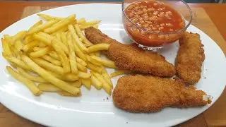 Spicy chicken fillets in a golden crispy crumb coating.