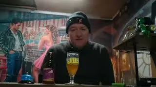 Mystery bier (beer) challenge #5; purple label by beer in a box