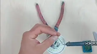 Don't throw away broken bulbs 💡#Save #Reuse #Fix #DIY#AI