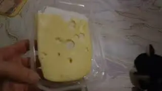 Leerdammer Delacreme Cremig Aromatisch unbox und ein paar brotscheiben dazu