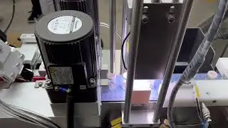high speed penicillin bottle labeling machine