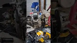 Переборка двигателя John Deere Gator FD620D, часть 2.