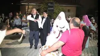 GÖKÇEGÖZ KÖYÜN DÜĞÜNÜ HALAY BAŞI MUHTEŞEM OYNUYOR