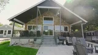 $775k Golden Lake Waterfront Home / Private Sandy Beach & Cul-de-Sac Retreat