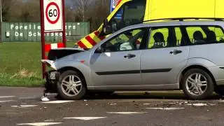 Flinke schade ongeval Beatrixweg Oijen