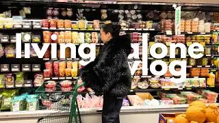 living alone vlog | what I eat in a week in nyc, quick & easy recipes, building back routines