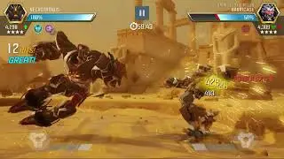AM Necrotronus vs Barry. Transformers Forged to fight