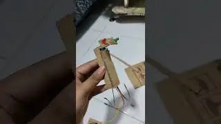TRAFFIC LIGHT ARDUINO || PRAKTEK PKK [ZANA, MILA, DELA] 12 TKJ2 SMKS PGRI PEKANBARU 2023
