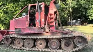 Lot 1752: 2013 KMC 210CA Track Skidder