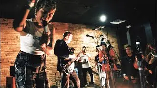 CATBITE - Sunday Morning (No Doubt) live at Fest 19