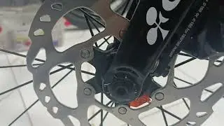 Conlago fun carbon size 50 group Shimano 105 phanh đĩa dầu. Gi&aacute; 35tr . Lh em 0784 468 468.