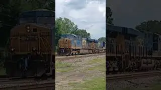 light engines thru wildwood #csxtransportation #csxrailroad #wildwood #railfan #csx #csxtrain