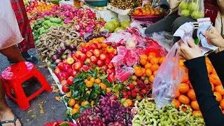 Exploring market! buy Local food and Street food in CAMBODIA