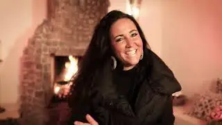 B'ee - Christmas Time (Official Music Video)