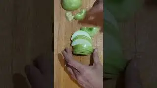 Green apple cutting  design #amazing #apple #design  #chief #fruit #food #shortsviral
