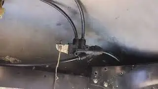 Air horn valve check and replacement in 1998 Freightliner fld120 mid roof #crrnewsandclues