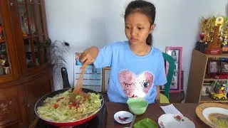 Main Masak masakan bikin Seblak