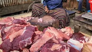 Skilled Burcher 👌❤️ Meat Cutting Activity  #rawmeat  #tazza #freshmeat #cowmeat #meatmarket